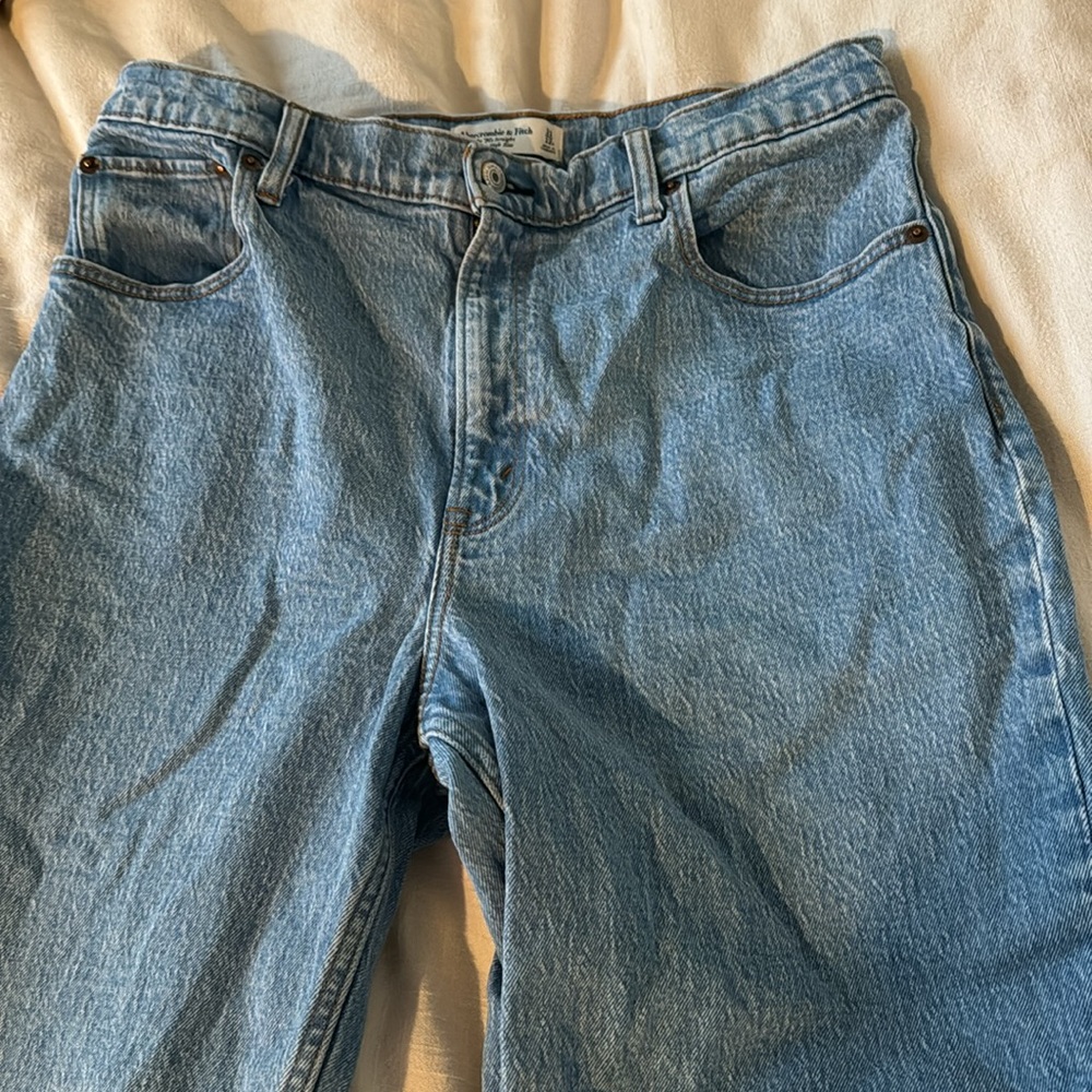 Abercrombie & Fitch The 90s Straight Ultra High Rise - Picture 3 of 6